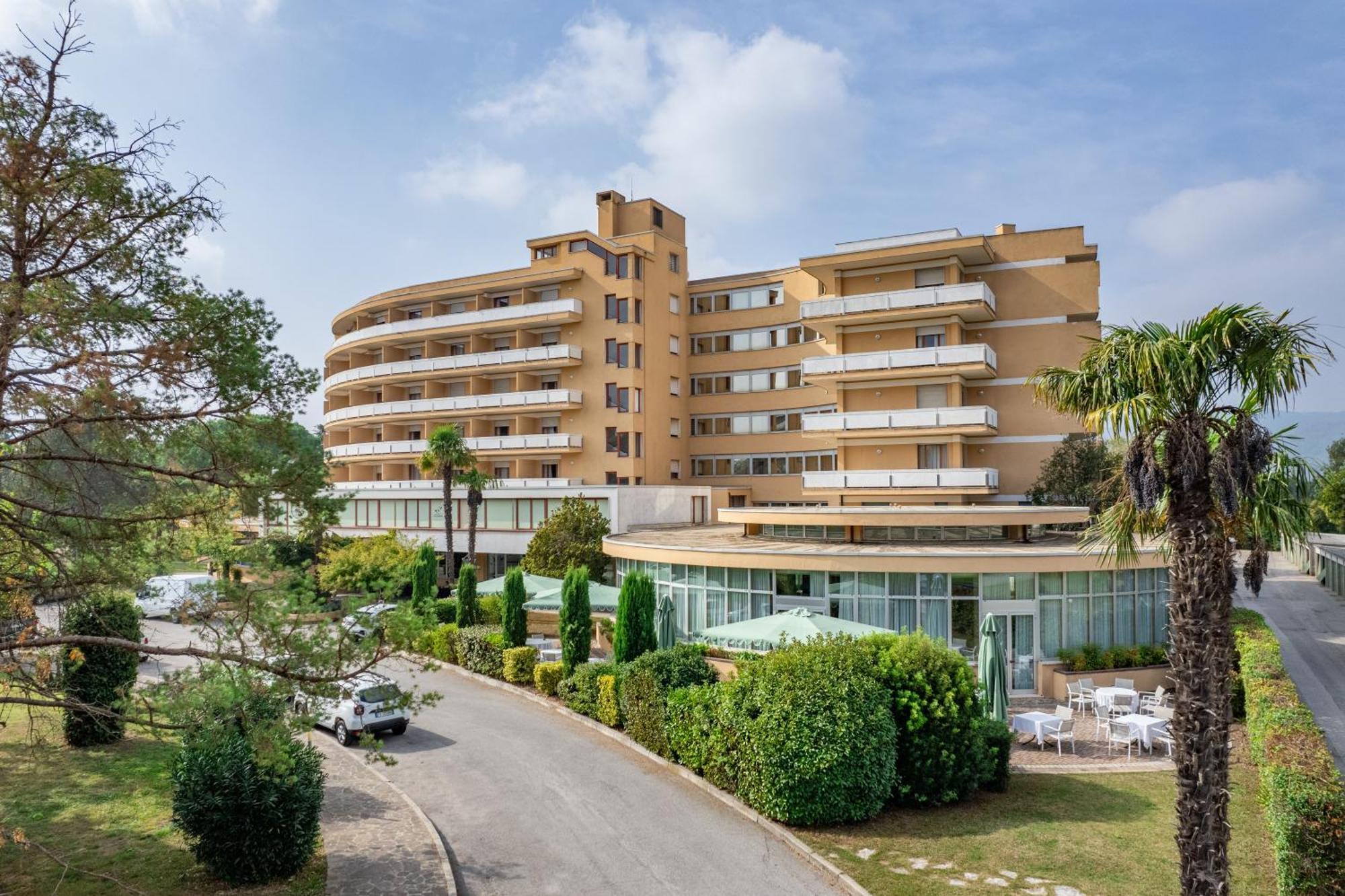 Galzignano Resort Terme & Golf - Hotel Sporting Galzignano Terme Екстер'єр фото